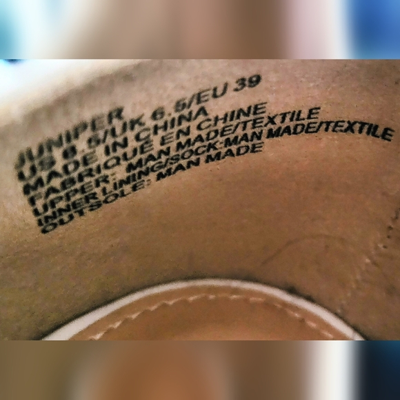 Reposhing Just Fab Woman’s Pointed Toe White Flats with Gem Detail Size 8.5 - Picture 6 of 11